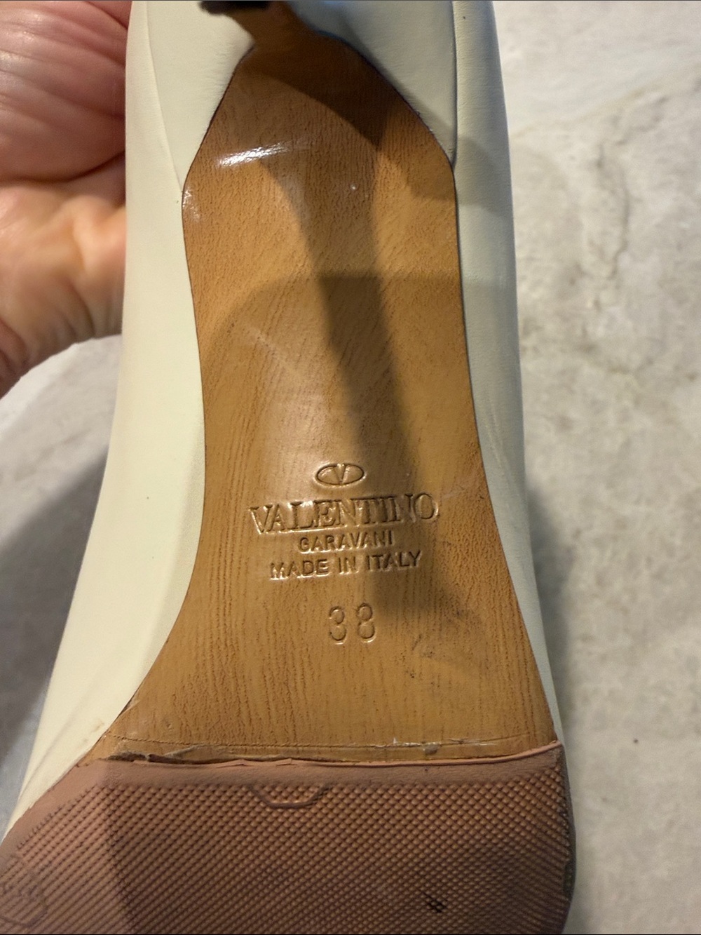 Valentino Cream Pointed Toe Logo Pumps size 3.8 - Picture 5 of 5
